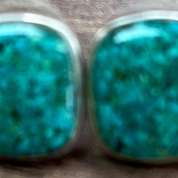 Stilpada sterling silver turquoise inlay stud earrings - Picture 2 of 5